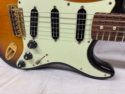 Fender USA SRV Stevie Ray Vaughan Signature Stratocaster Guitar with DiMarzio Hot Rails pickups + Case 1994 - 3-Color Sunburst / Pau Ferro fingerboard