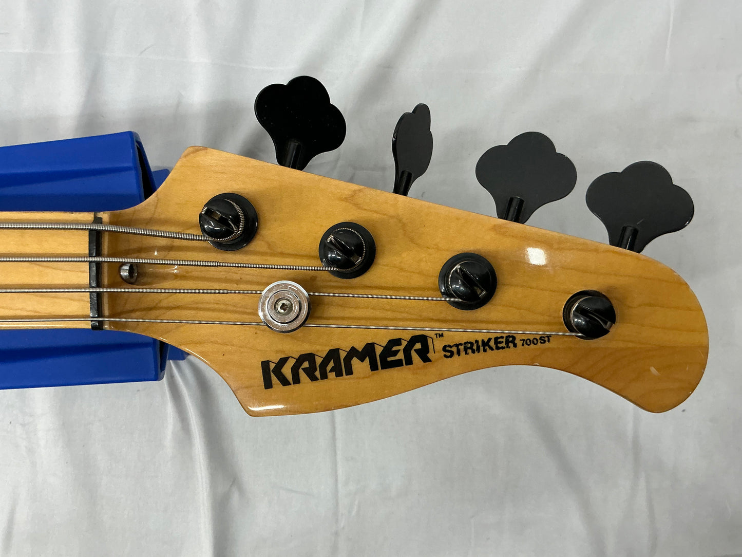 Kramer Striker 700ST Bass Guitar - Red MISSING NECK STRAP STUD