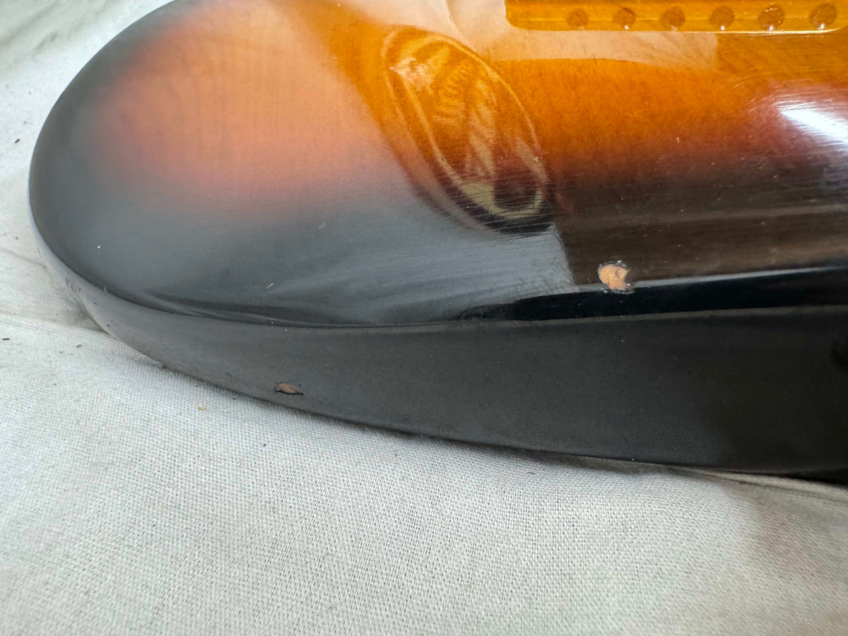 Fender USA SRV Stevie Ray Vaughan Signature Stratocaster Guitar with DiMarzio Hot Rails pickups + Case 1994 - 3-Color Sunburst / Pau Ferro fingerboard