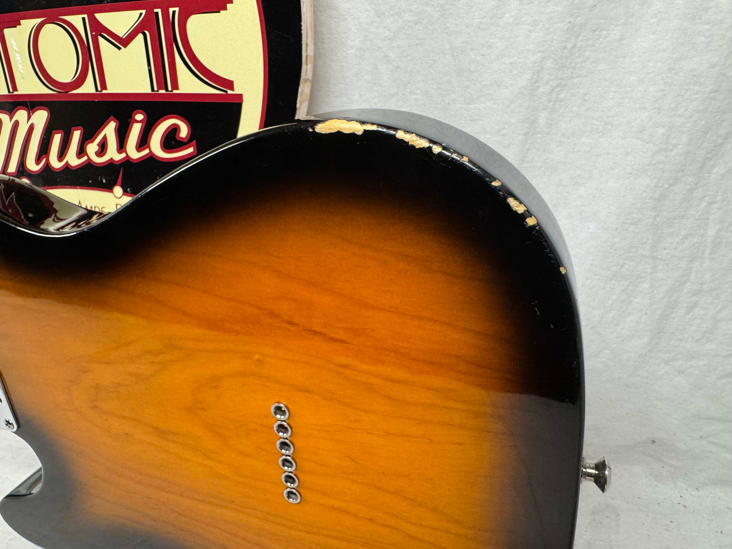 Fender American Telecaster Guitar 2001 - 2-Color Sunburst / Maple neck