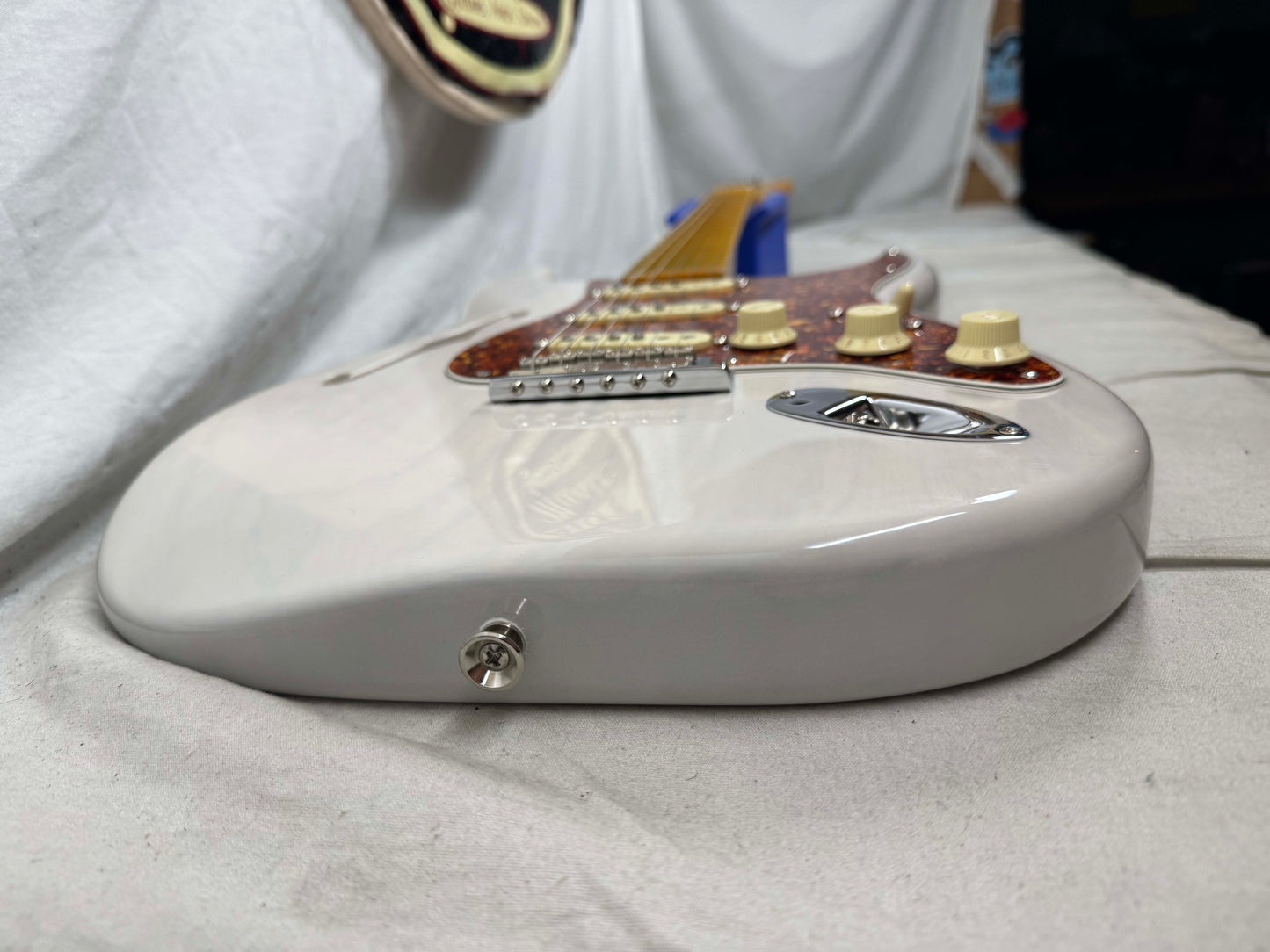 Fender USA Parts Stratocaster Guitar - Deep C shape American Professional II neck on American Professional Thinline Body  - White Blonde / Fender neck