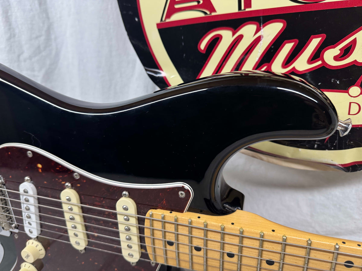 Fender American Professional Stratocaster HSS (modified to SSS) Shawbucker Guitar with Case 2016 - Black / Maple neck