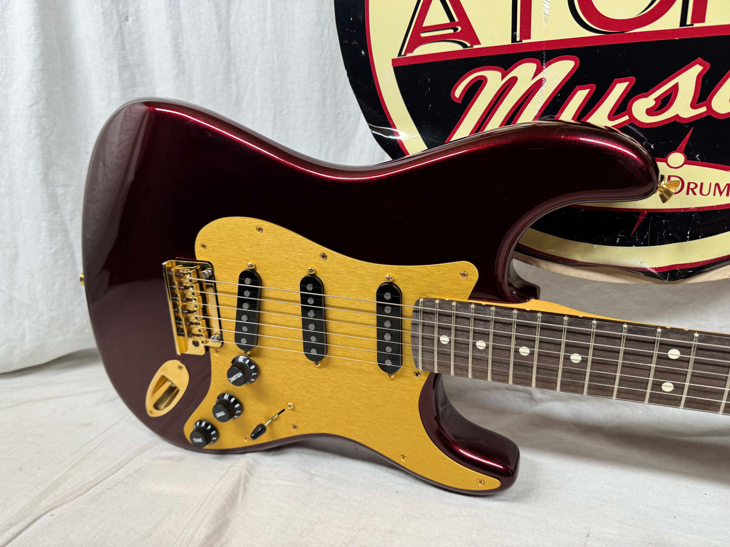 Fender Chuck Levin's Washington Music Center 60th Anniversary American Stratocaster Guitar 2018 -- 1 of 30!! - Bordeaux Metallic