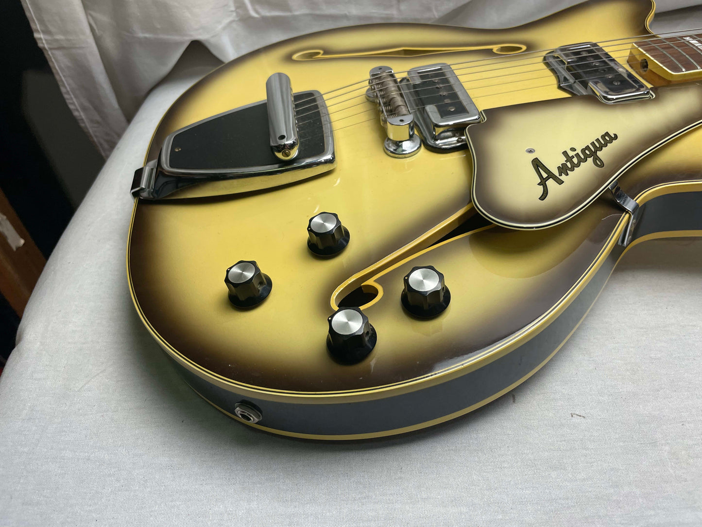 Fender Coronado II 2 Semi-Hollowbody Guitar with Case s/n 180861 - Antigua