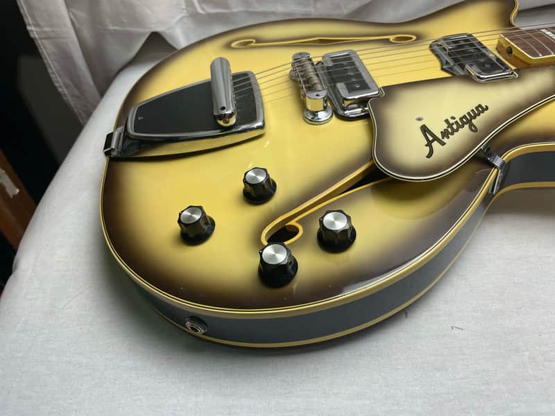 Fender Coronado II 2 Semi-Hollowbody Guitar with Case - Image 6