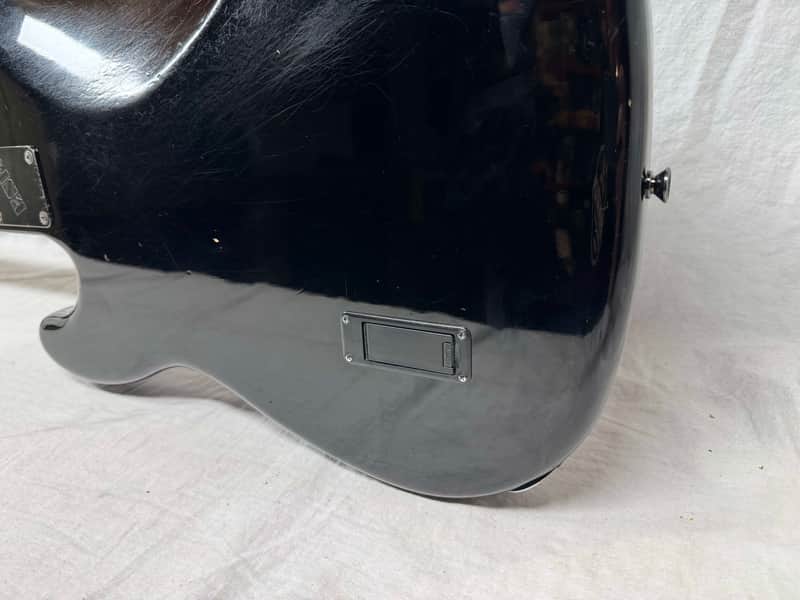 ESP The Surveyor P/J-style 4-string Bass -- MIJ Made In Japan - Image 13
