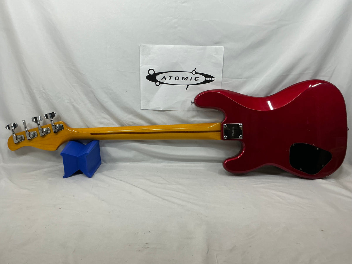 Kramer Striker 700ST Bass Guitar - Red