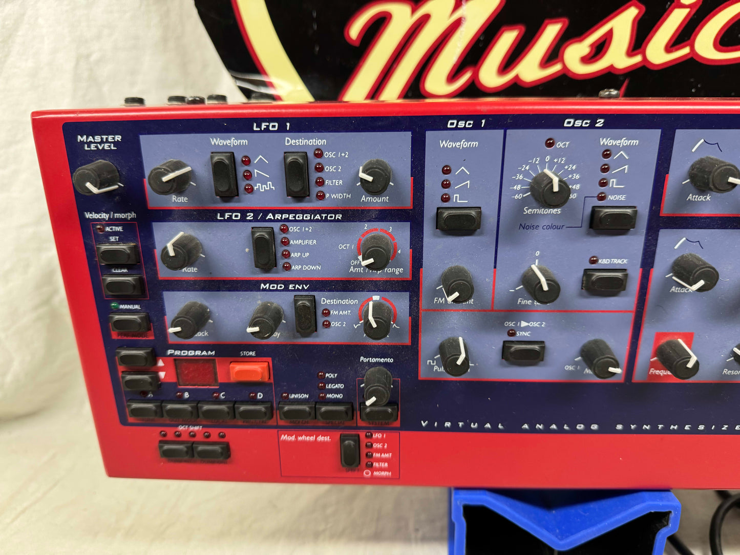 Clavia Nord Rack v1 Synthesizer Module with 12-Voice Expansion