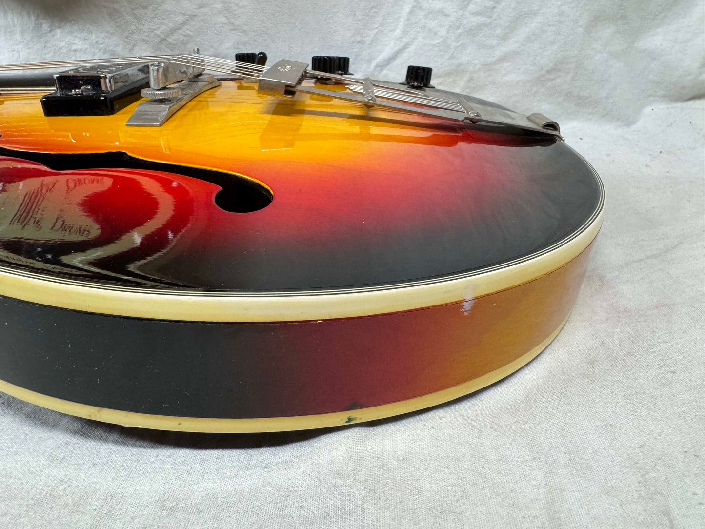 Kapa Model 500 Semi-Hollowbody Double Cutaway Guitar