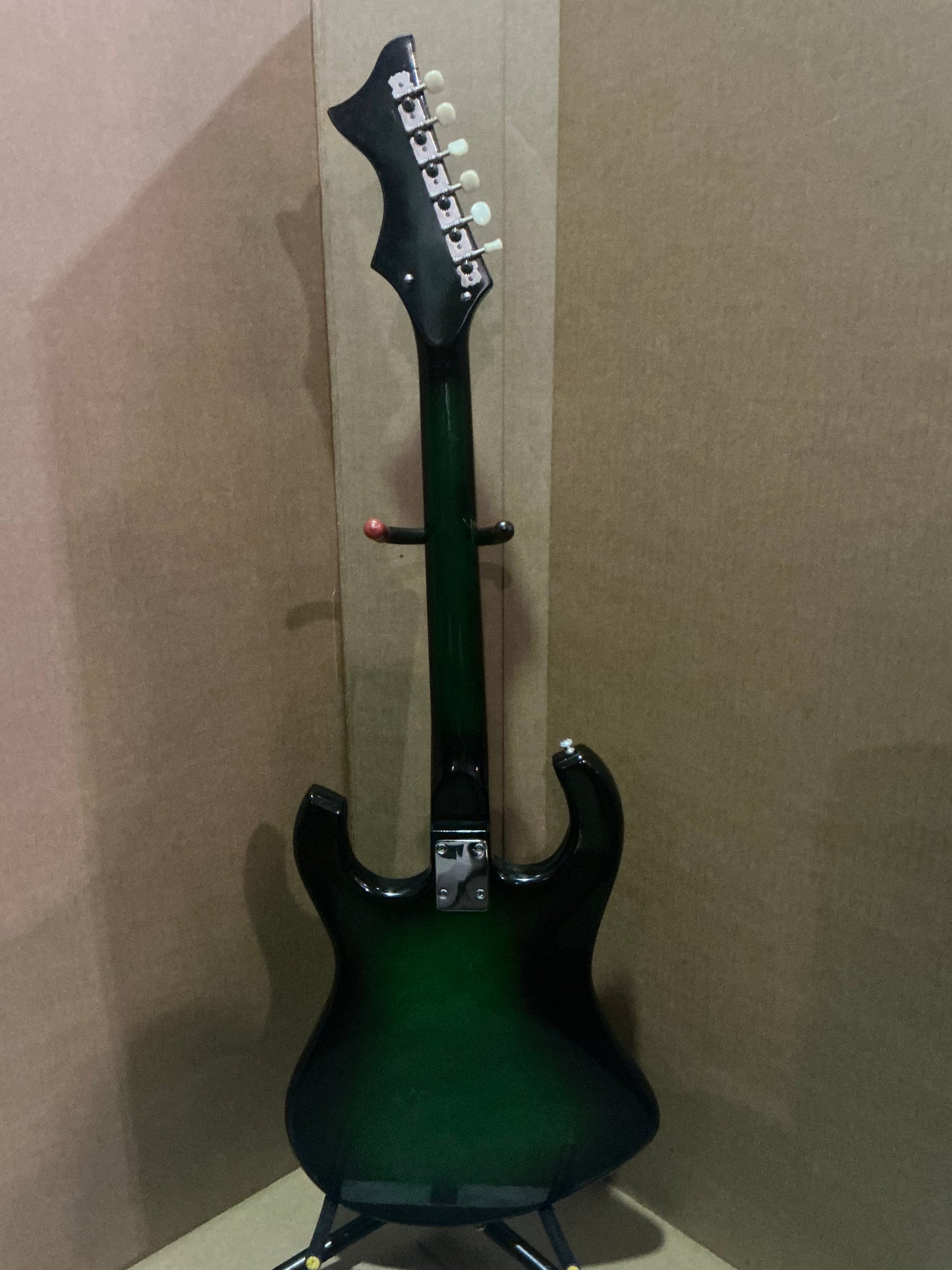 Sekova Big Horn Electric Guitar