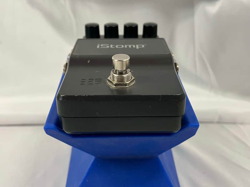 DigiTech iStomp Multi-Effects Pedal - downloadable tones via iOS library (for use with certain compatible iPhone / iPad models) - Image 3