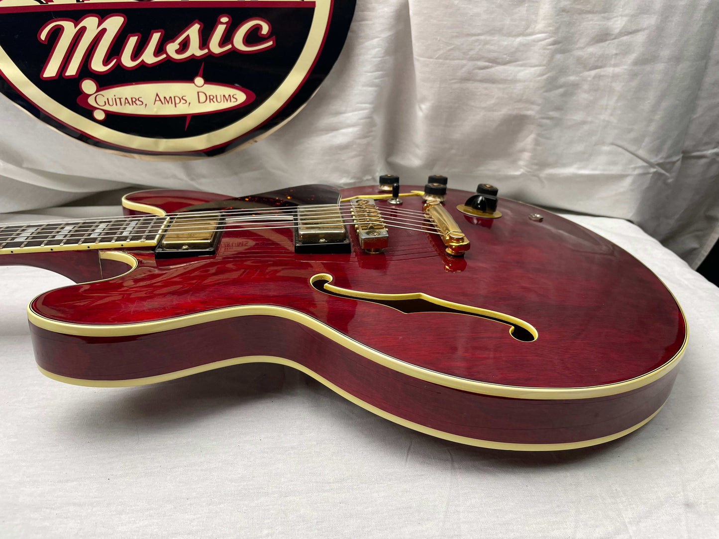 Ibanez SA-400CH SA-400 CH Semi-Hollowbody Guitar with Case - MIJ Made In Japan 1979 - Cherry