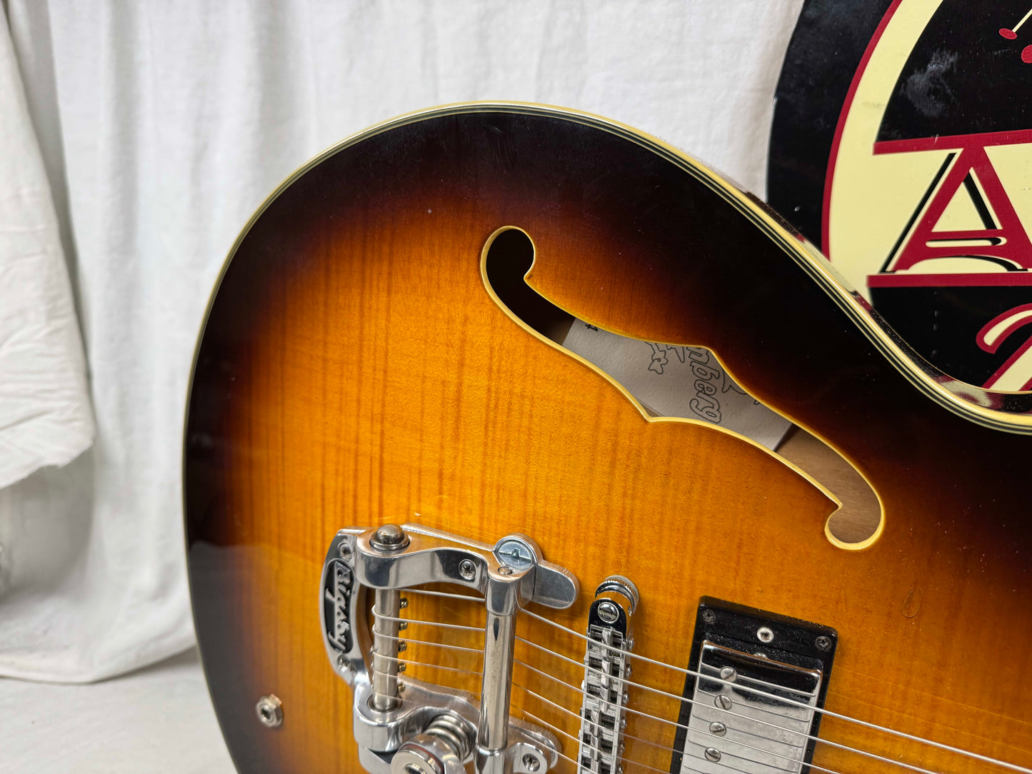 Stromberg Monterey Singlecut Semi-Hollow Body Guitar