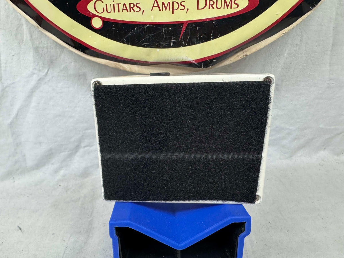 Red Witch Famulus Distortion Pedal